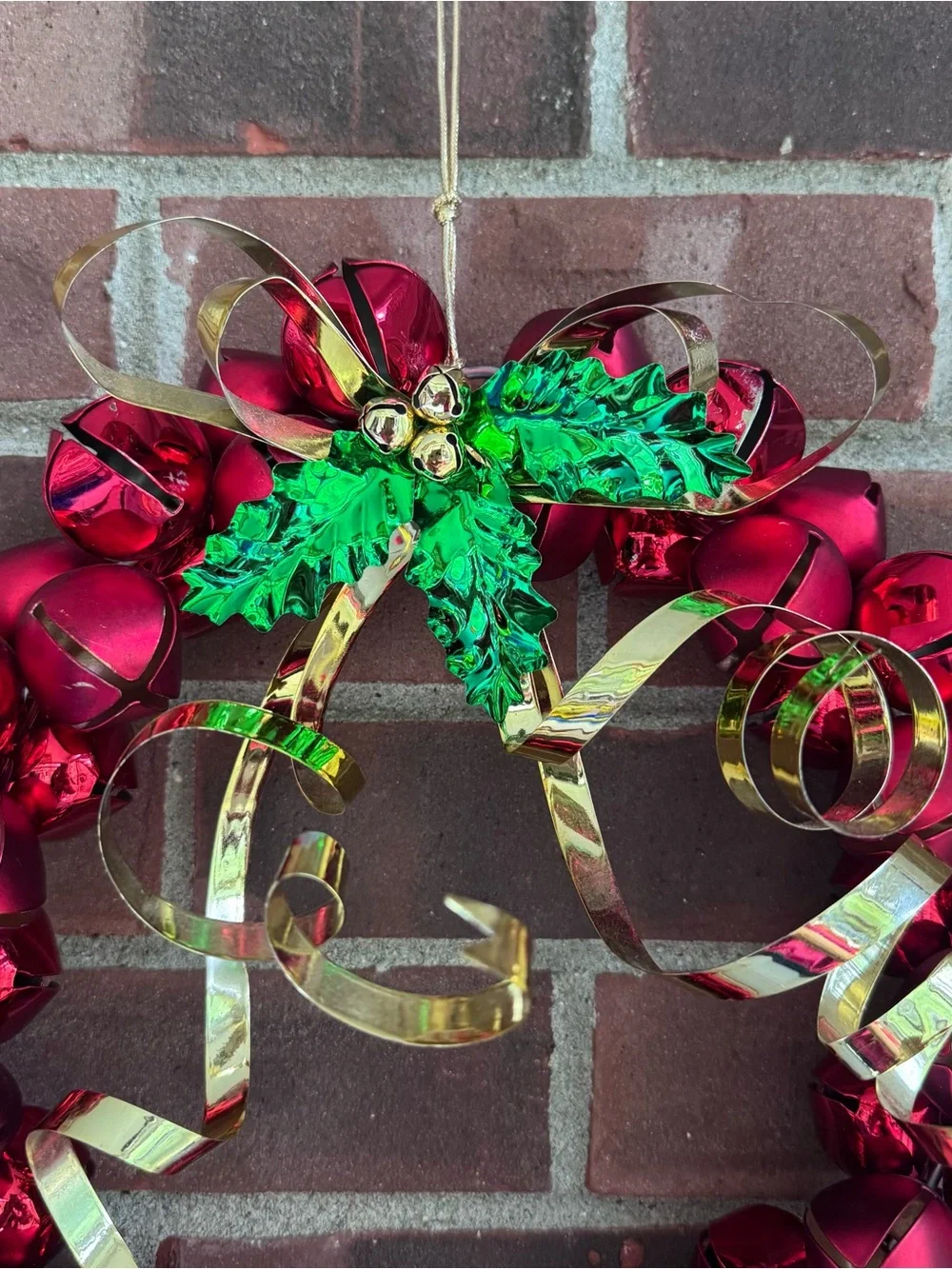 Vintage Red Jingle Bell Christmas Wreath 12” Metal Bells Gold Ribbon Holly Decor